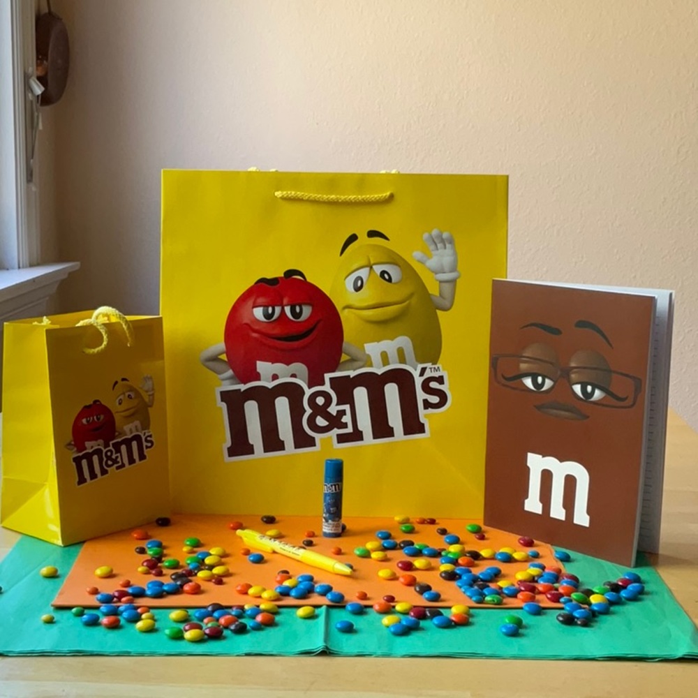 🟡🟢🟠  M&M’S NOTEBOOK BUNDLE 🔵🔴🟢 NWOT 🟤🟡🟠
